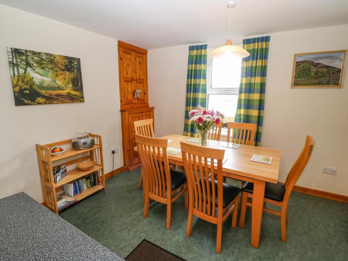 Garreg Lwyd Farm Villa Пълхели Екстериор снимка