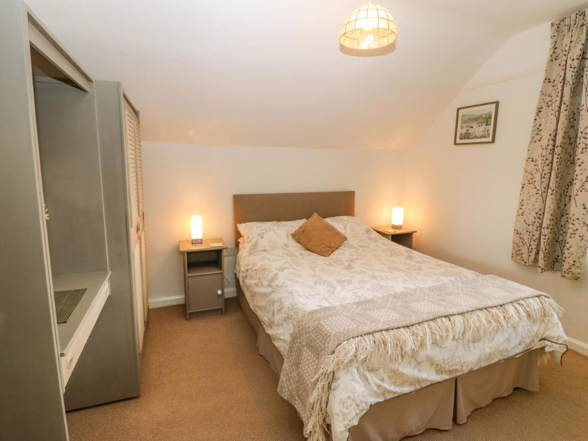 Garreg Lwyd Farm Villa Пълхели Екстериор снимка